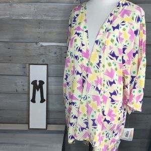 LuLaRoe Lindsay Kimono